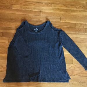 American eagle open shoulder top